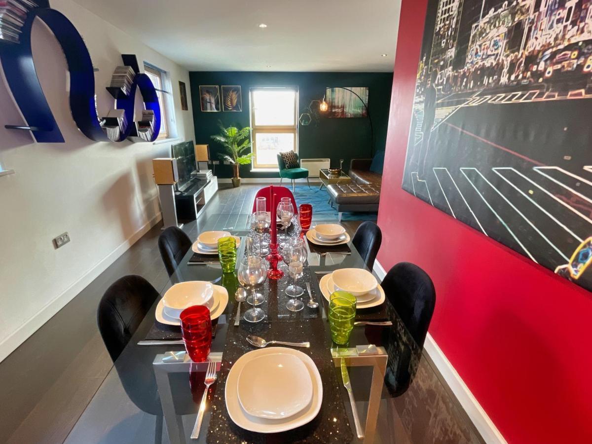 Historic Clock Tower Apartment With Rooftop Terrace And Free Secure Parking Шефилд Экстерьер фото